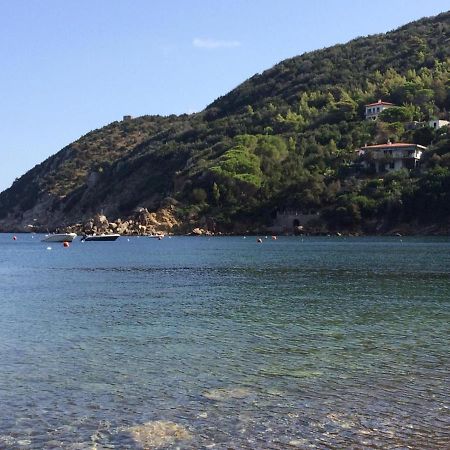 Marta'S Holidays Home Nisporto Bagian luar foto