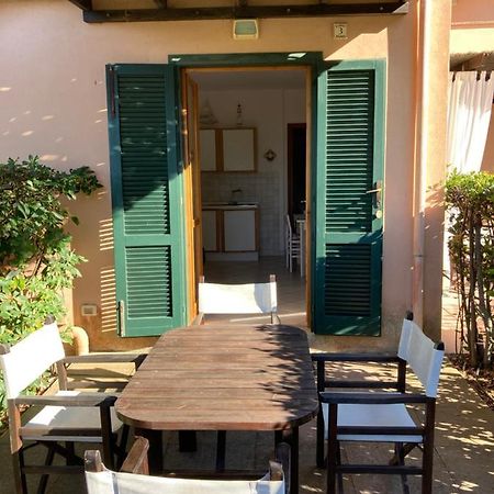 Marta'S Holidays Home Nisporto Bagian luar foto