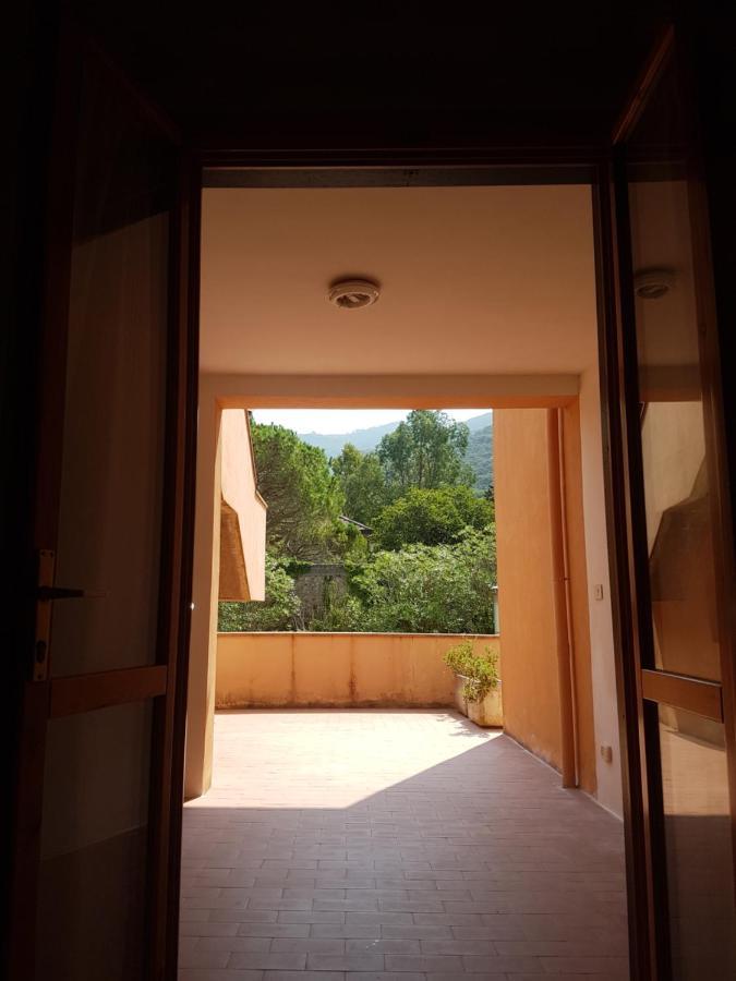 Marta'S Holidays Home Nisporto Bagian luar foto